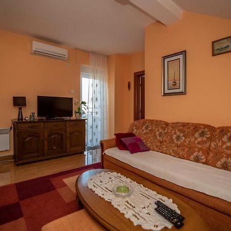 Apartman Pogled Trebinjeアパートメント エクステリア 写真
