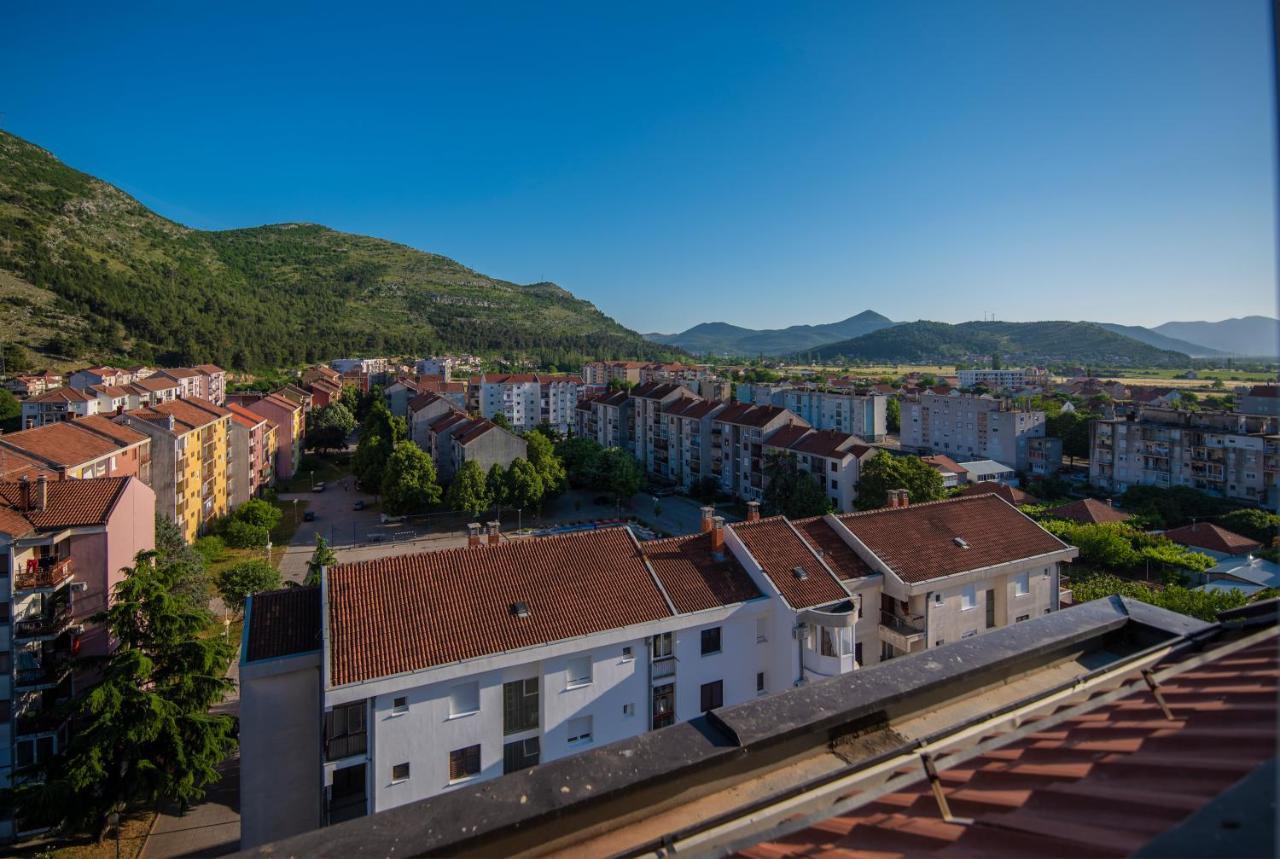 Apartman Pogled Trebinjeアパートメント エクステリア 写真